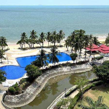 Sunshine Beach Condotel By Lux Na Chom Thian Ngoại thất bức ảnh