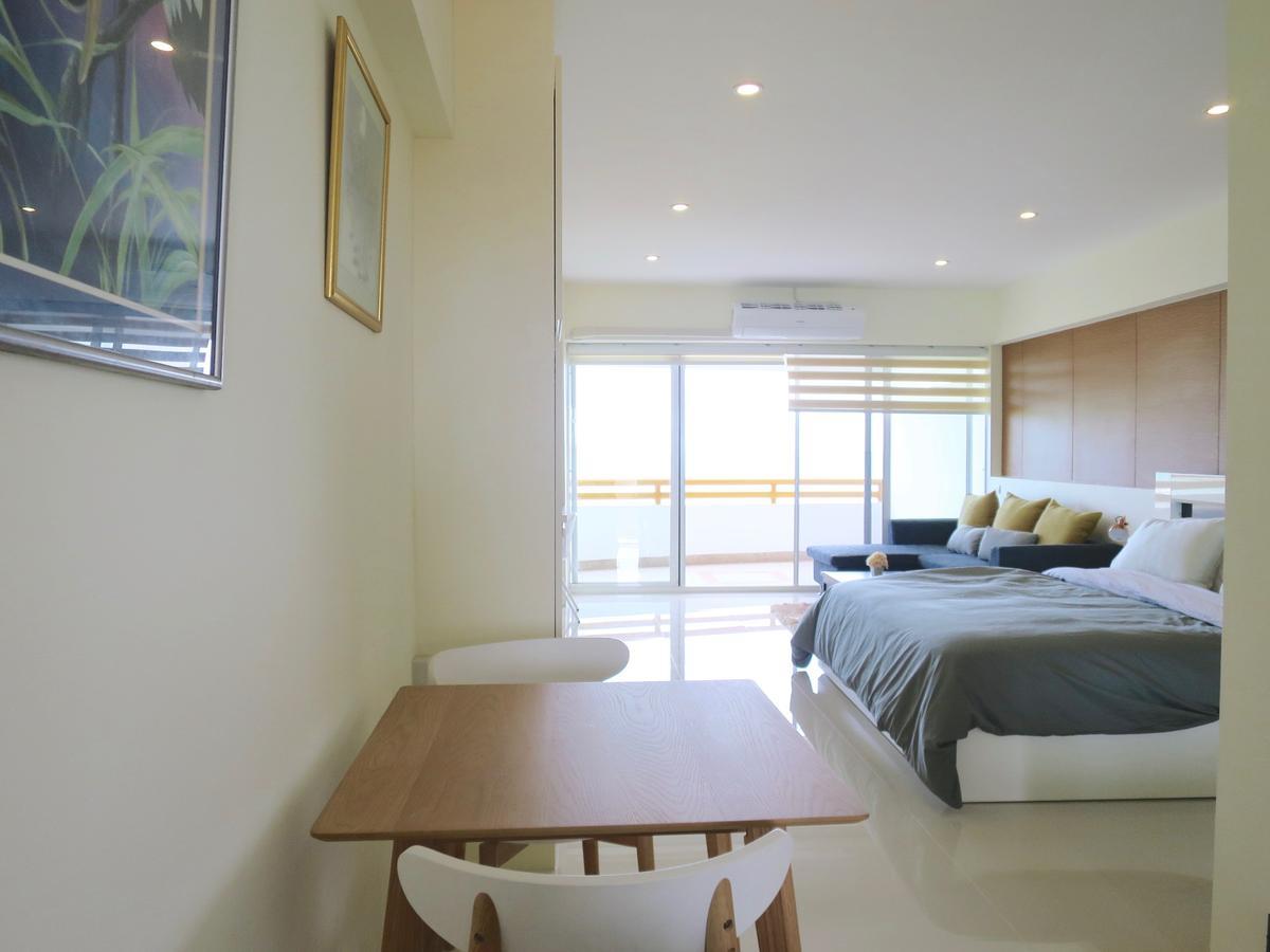 Sunshine Beach Condotel By Lux Na Chom Thian Ngoại thất bức ảnh